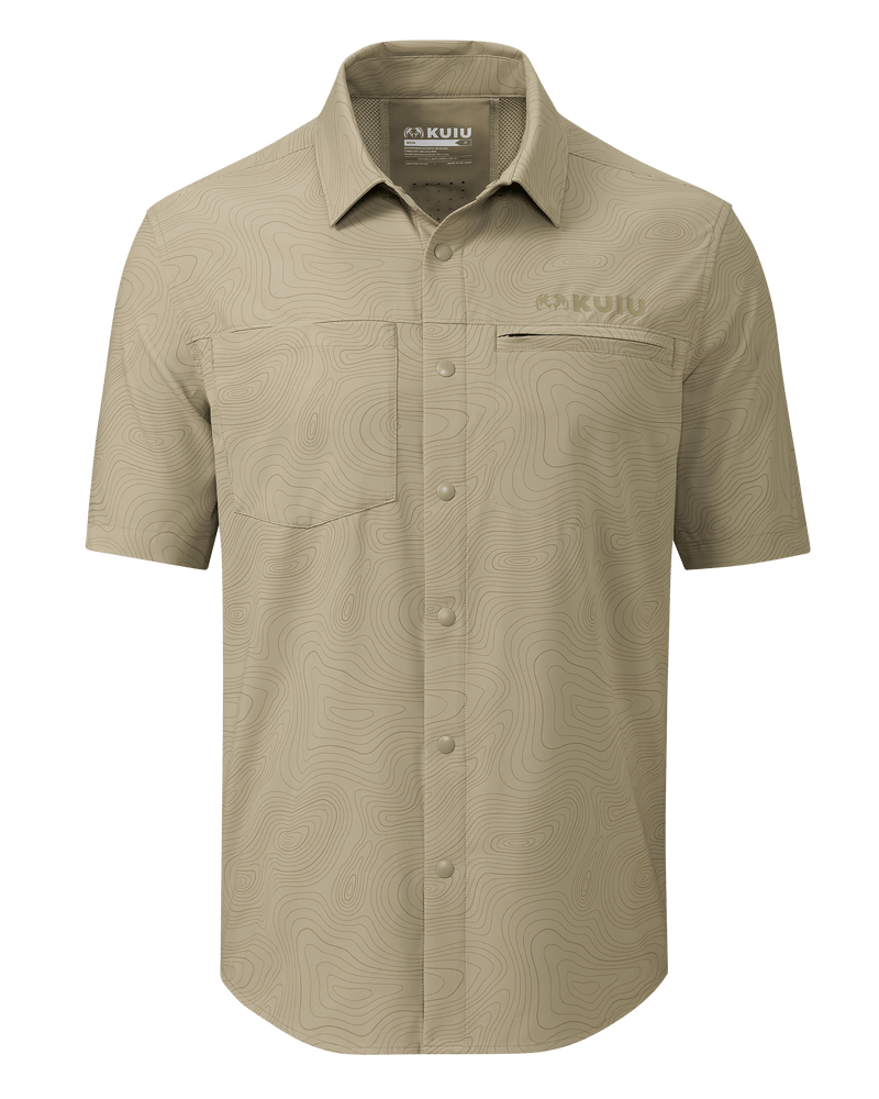 Front of Mesa Vented Short Sleeve Snap Shirt in Bone White Topo Print