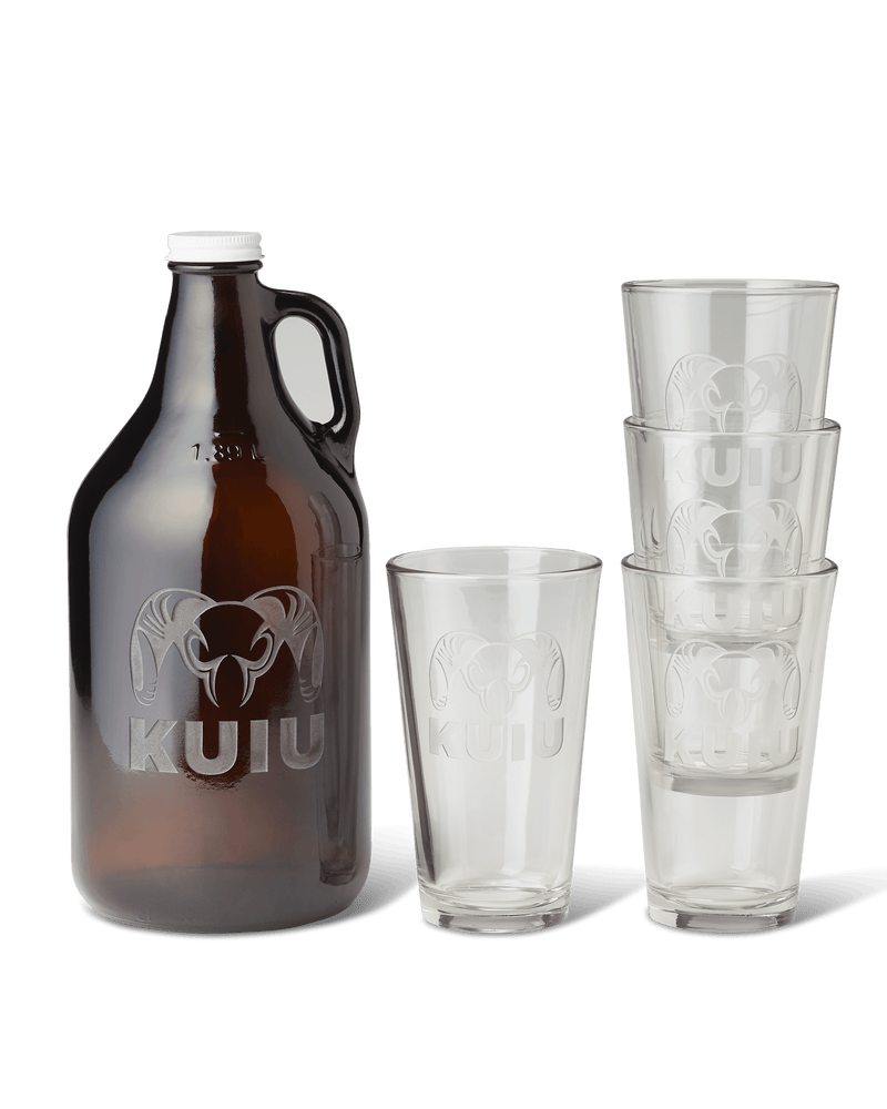 KUIU 64oz Engraved Growler with Four Stackable Pint Glasses