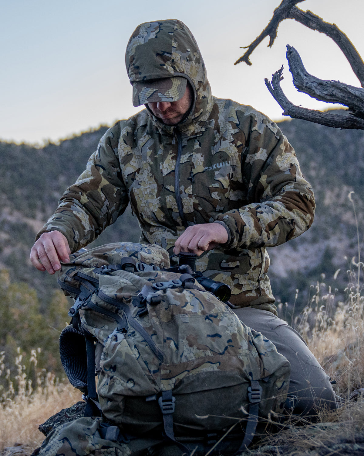 Mens Kuiu Kenai Hooded hot Jacket